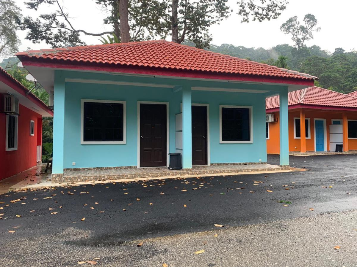 Chalet Latip D'Ayer Itam Otel Kampong Ayer Hitam  Dış mekan fotoğraf